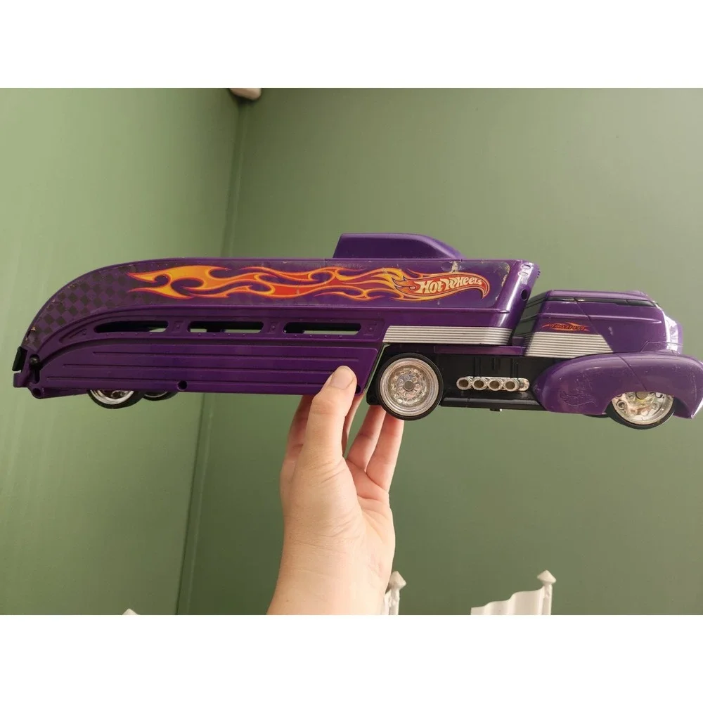 Hot Wheels 2002 Purple Big Rig Car Carrier Semi Truck Mattel Transporter 19